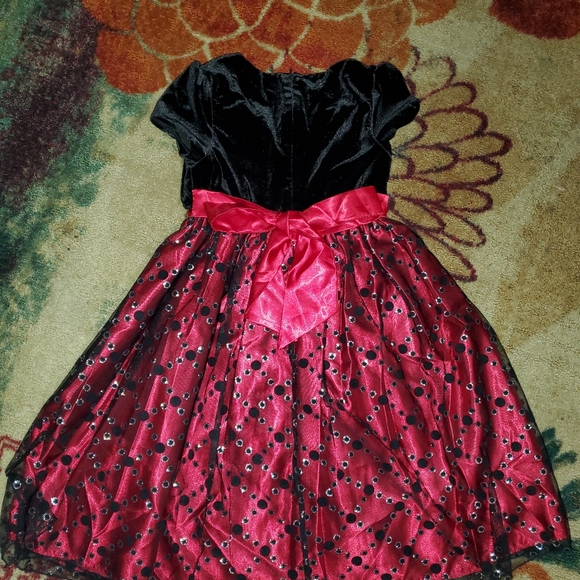 Girls American Princess Dress - Picture 3 of 5